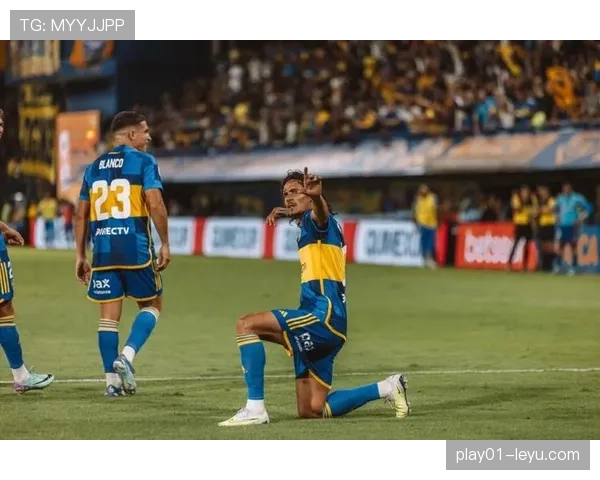 卡瓦尼自由身加盟博卡青年!36岁乌拉圭神锋签约至2024,职业生涯643场轰367球