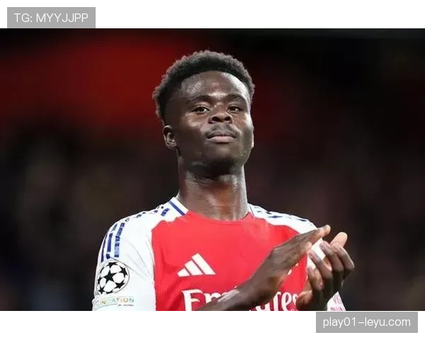 萨卡边路稳健突破，助球队赢得关键胜利