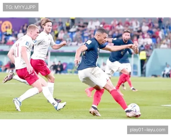 姆巴佩对阵欧洲顶级后卫的突破与压制能力解析