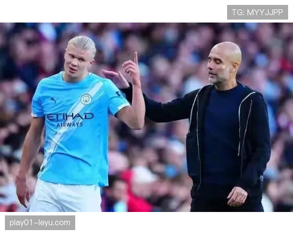 哈兰德 vs 阿圭罗:曼城锋霸进攻效率与战术角色对比 哈兰德 vs 阿圭罗:曼城锋霸进攻效率与战术角色对比